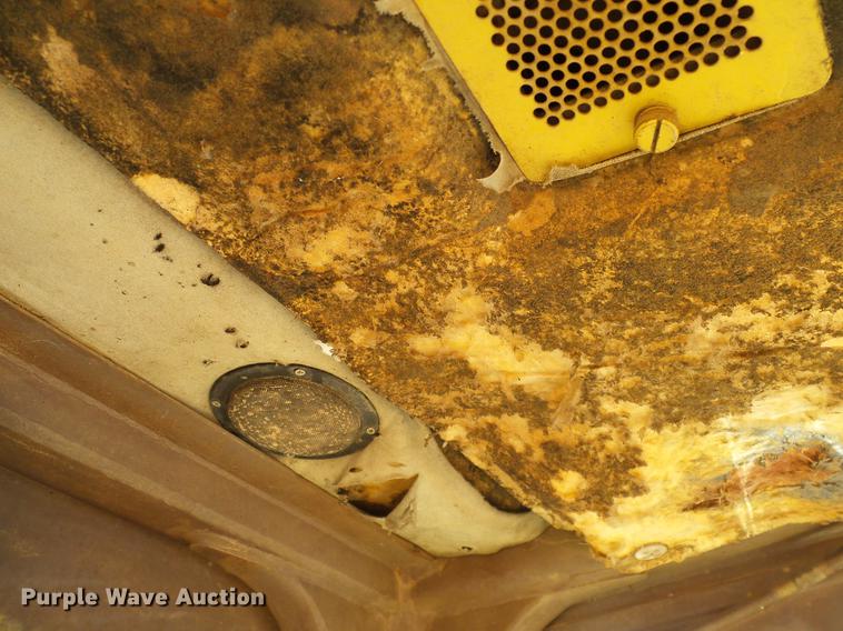 image for item DD1435 1983 Caterpillar D6D dozer