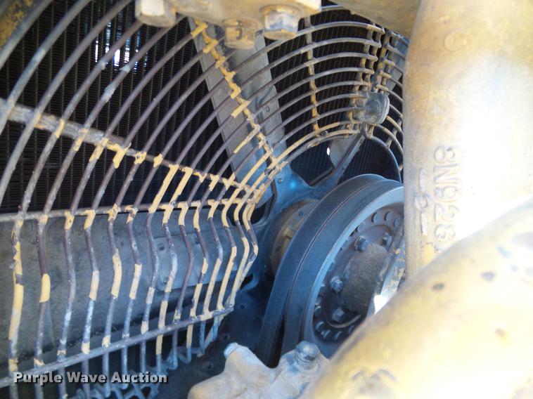image for item DD1435 1983 Caterpillar D6D dozer