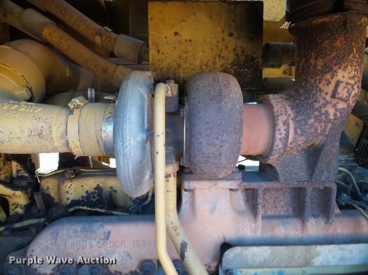 image for item DD1435 1983 Caterpillar D6D dozer