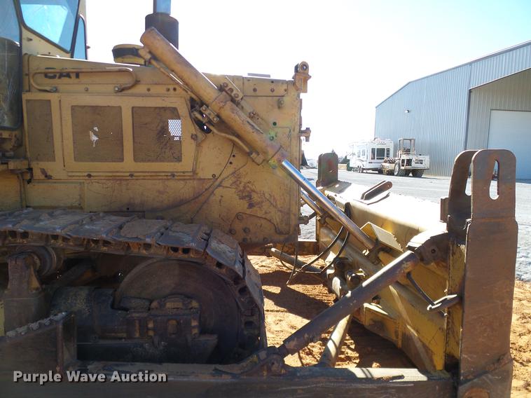 image for item DD1435 1983 Caterpillar D6D dozer
