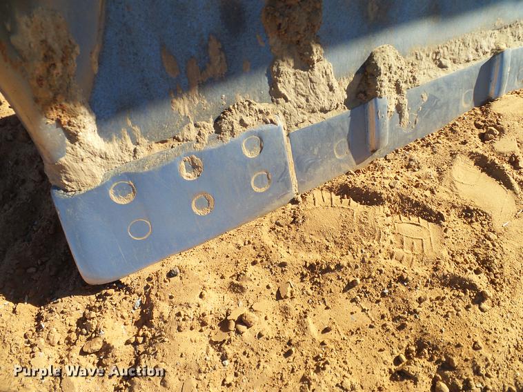 image for item DD1435 1983 Caterpillar D6D dozer