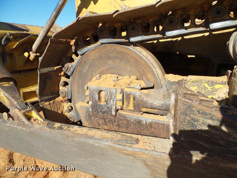 image for item DD1435 1983 Caterpillar D6D dozer