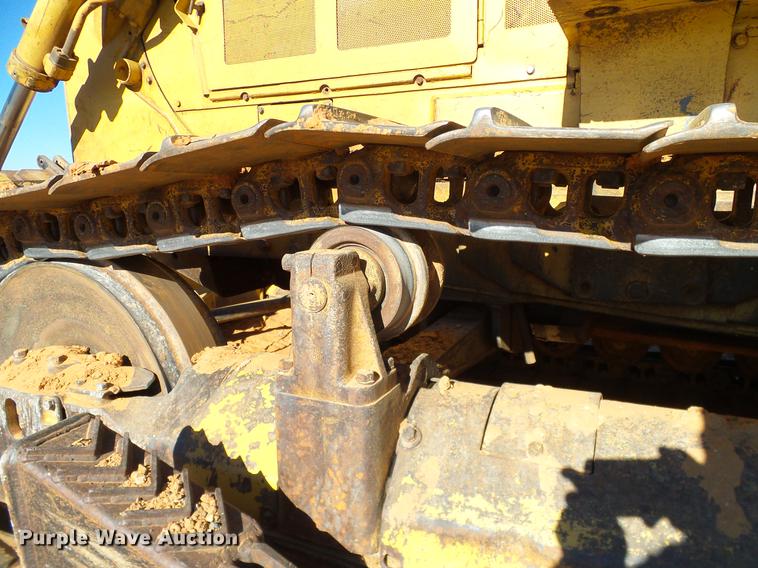 image for item DD1435 1983 Caterpillar D6D dozer
