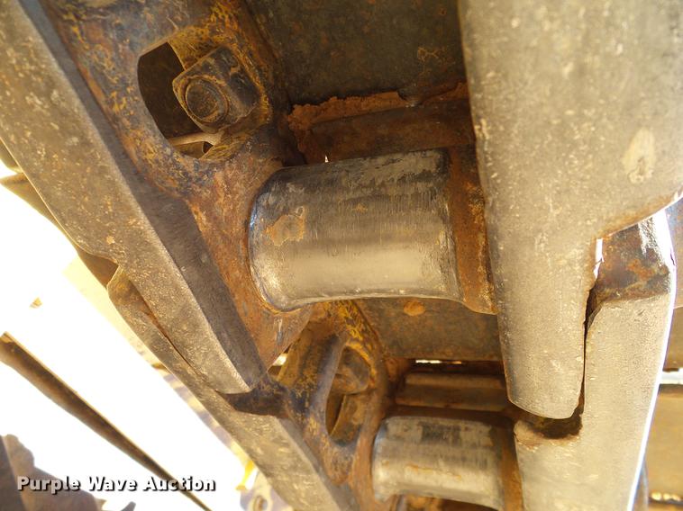 image for item DD1435 1983 Caterpillar D6D dozer