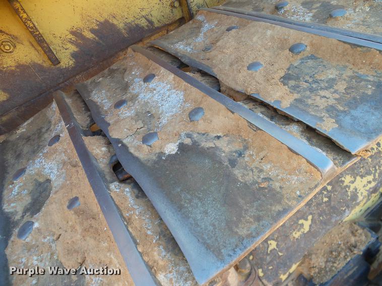 image for item DD1435 1983 Caterpillar D6D dozer