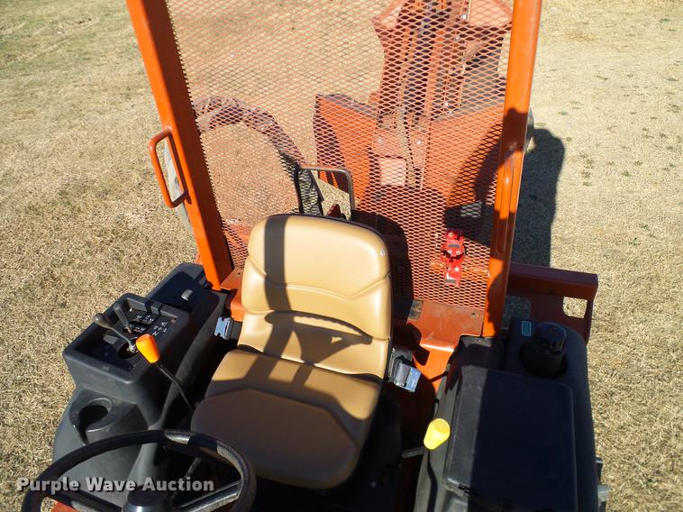 image for item DD1438 2005 Ditch Witch RT55 rock saw