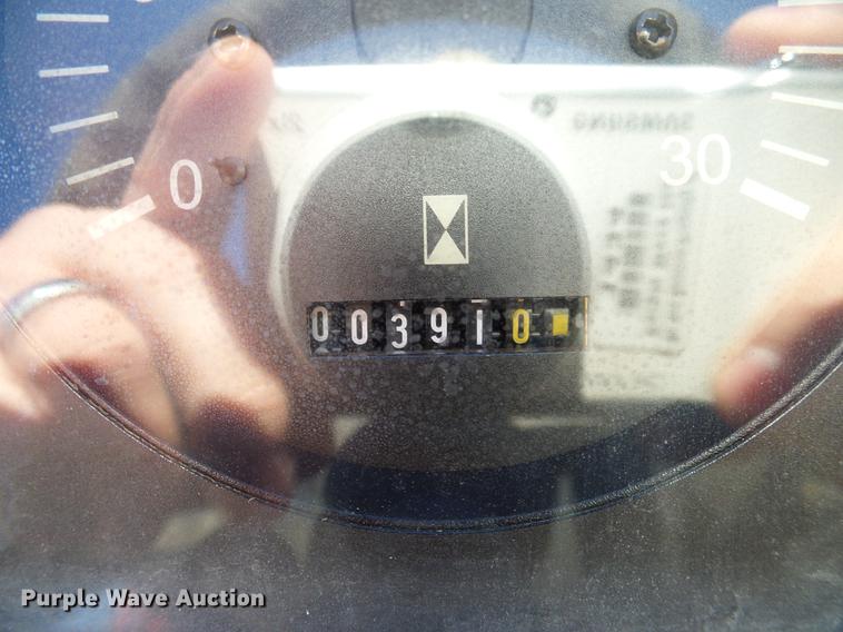 image for item DD1438 2005 Ditch Witch RT55 rock saw