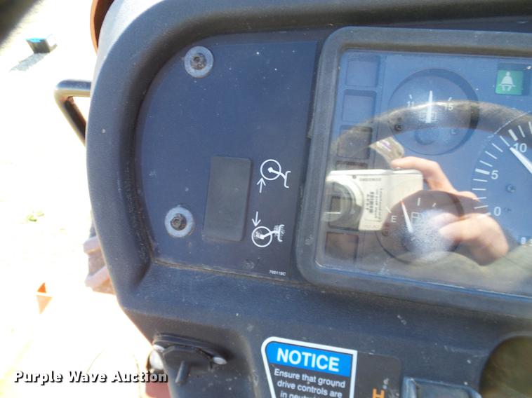 image for item DD1438 2005 Ditch Witch RT55 rock saw