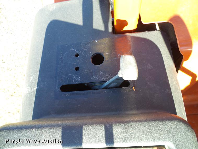 image for item DD1438 2005 Ditch Witch RT55 rock saw