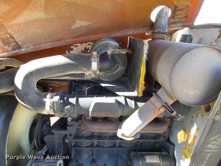 image for item DD1438 2005 Ditch Witch RT55 rock saw