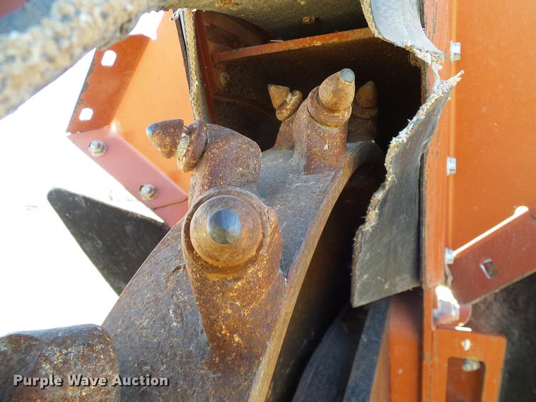 image for item DD1438 2005 Ditch Witch RT55 rock saw