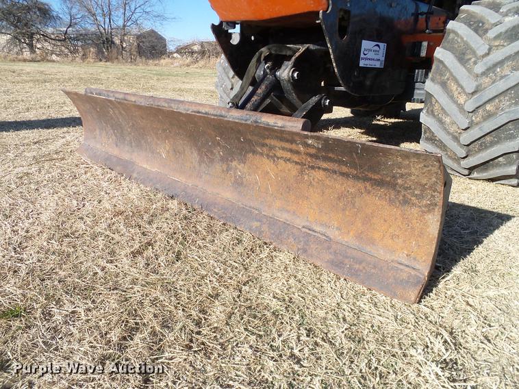 image for item DD1438 2005 Ditch Witch RT55 rock saw
