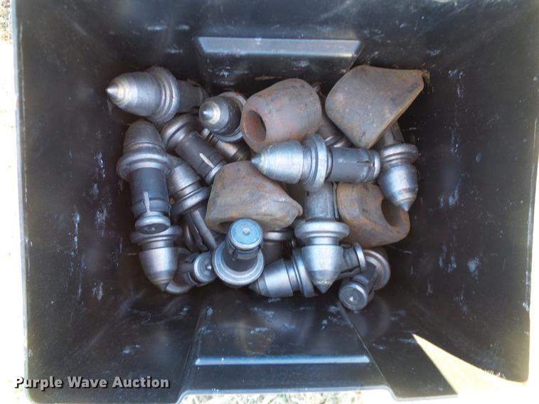 image for item DD1438 2005 Ditch Witch RT55 rock saw