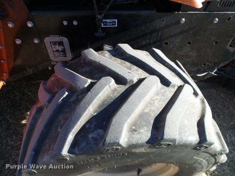 image for item DD1438 2005 Ditch Witch RT55 rock saw