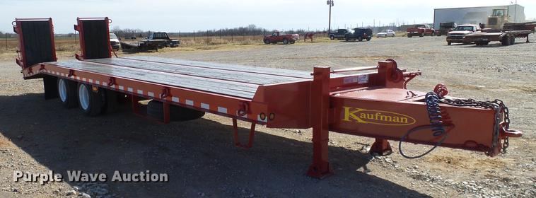 image for item DD1439 2015 Kaufman 74097 equipment trailer