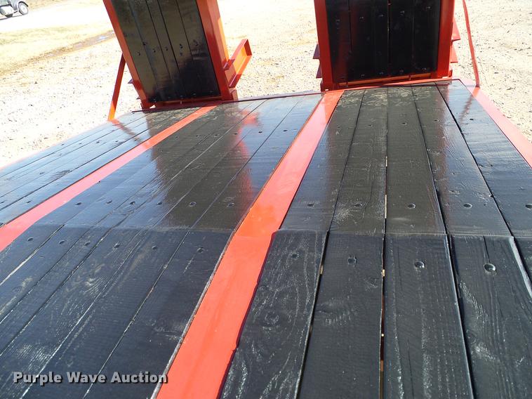 image for item DD1439 2015 Kaufman 74097 equipment trailer