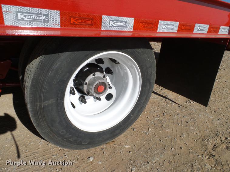 image for item DD1439 2015 Kaufman 74097 equipment trailer