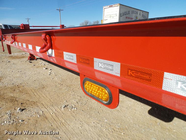 image for item DD1439 2015 Kaufman 74097 equipment trailer