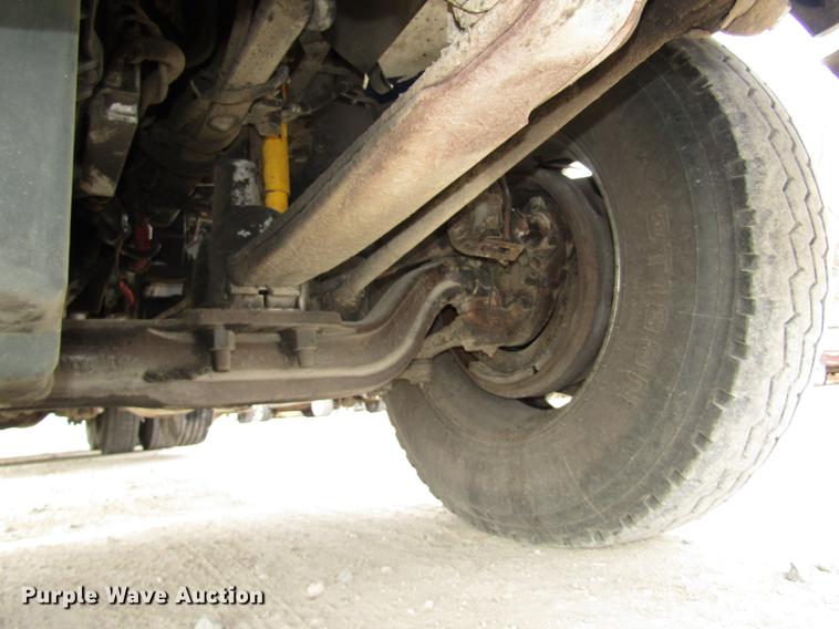 image for item DD2955 2000 Freightliner FLD120 dump truck