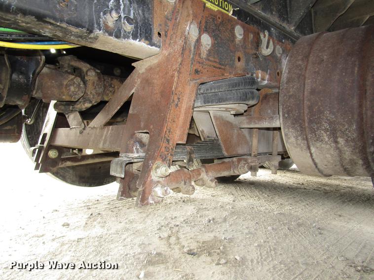 image for item DD2955 2000 Freightliner FLD120 dump truck