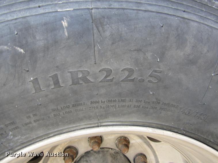 image for item DD2955 2000 Freightliner FLD120 dump truck