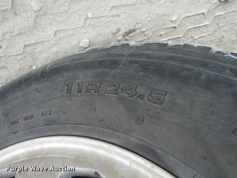 image for item DD2955 2000 Freightliner FLD120 dump truck