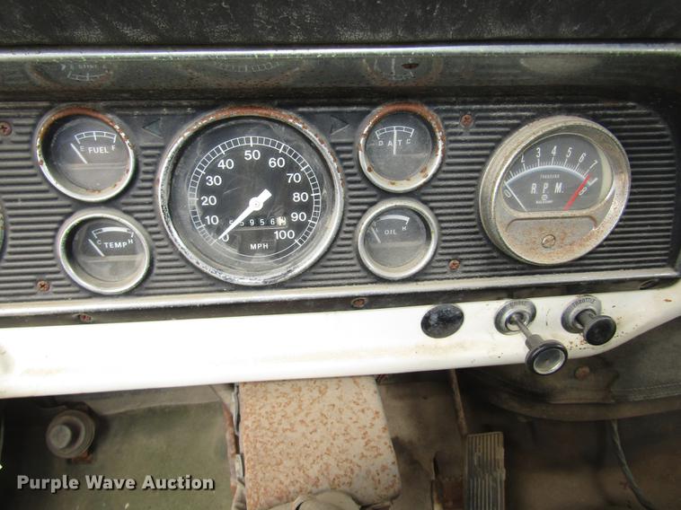 image for item DD2956 1974 Ford F600 dump truck