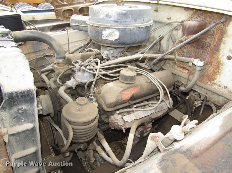 image for item DD2956 1974 Ford F600 dump truck