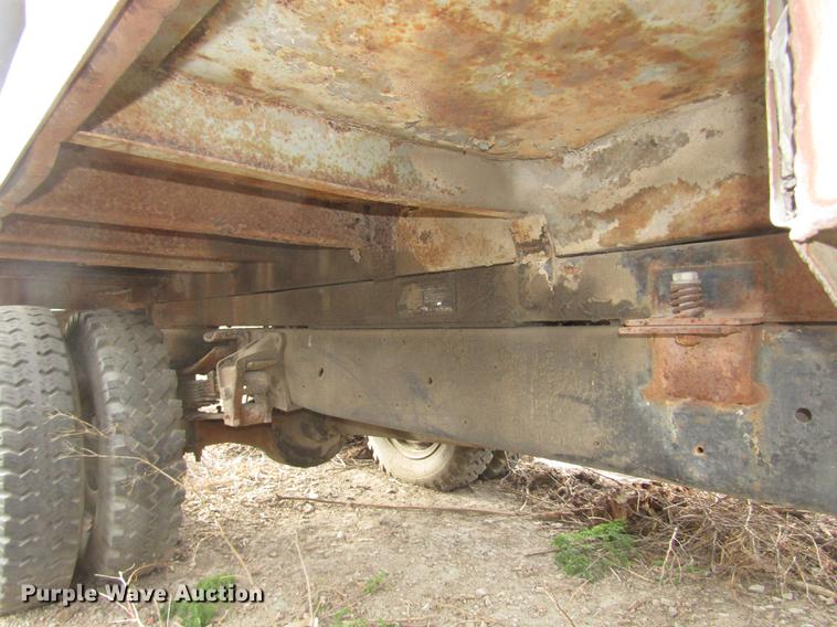image for item DD2956 1974 Ford F600 dump truck