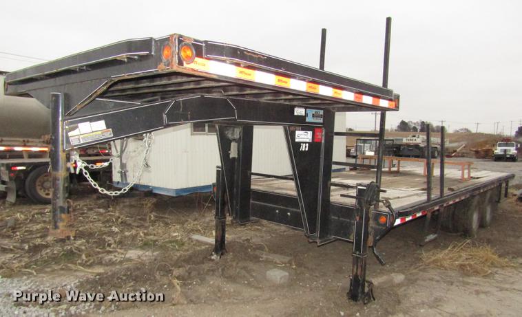 image for item DD2962 2011 Rice equipment trailer