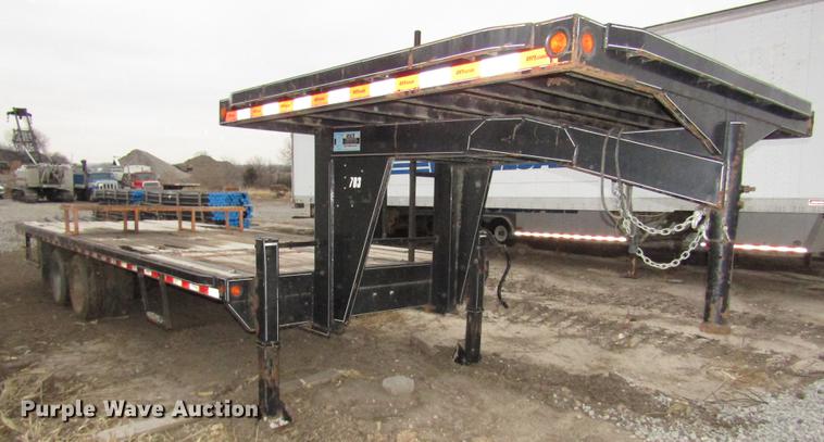 image for item DD2962 2011 Rice equipment trailer