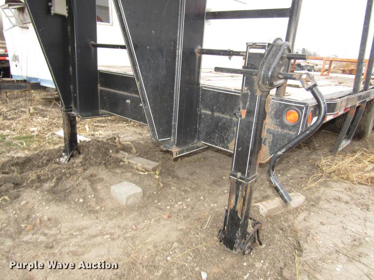 image for item DD2962 2011 Rice equipment trailer