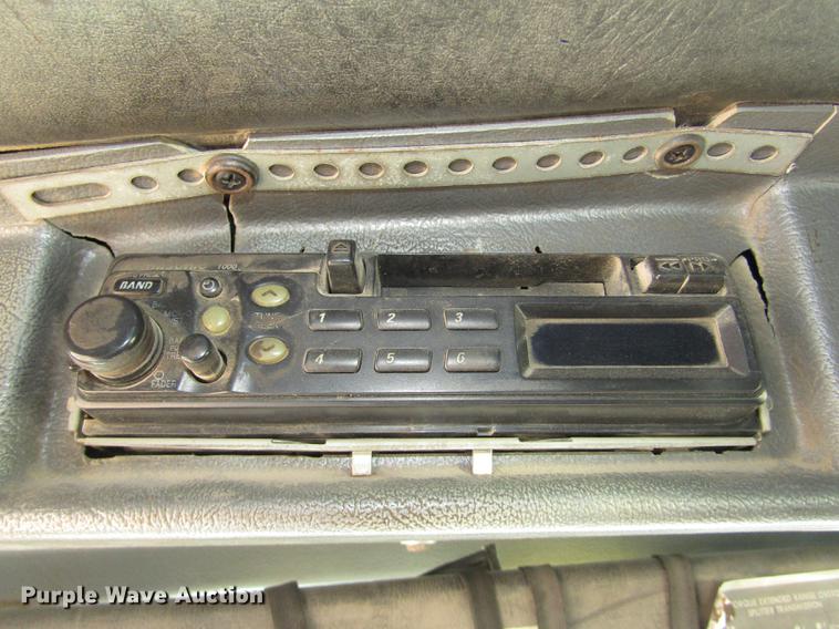 image for item DD2972 1995 Mack RD688S dump truck