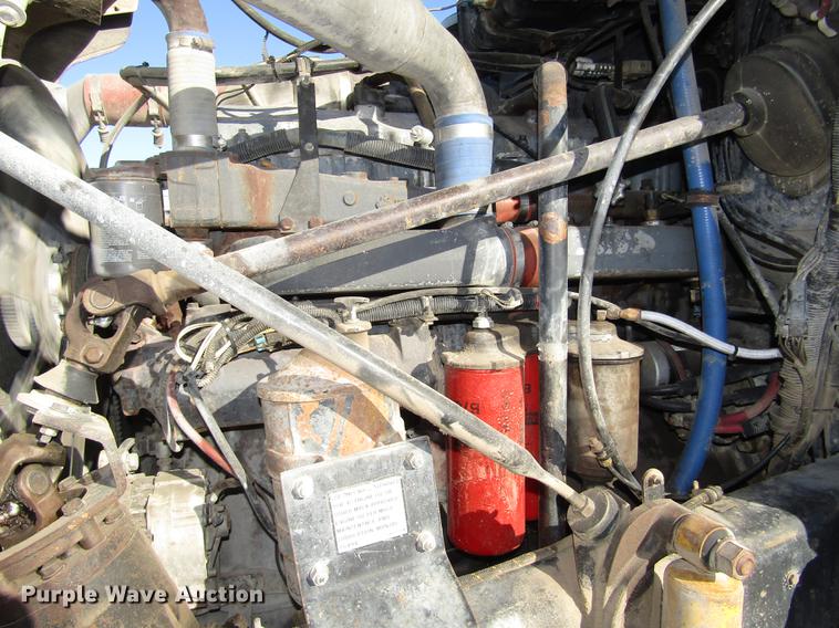 image for item DD2972 1995 Mack RD688S dump truck