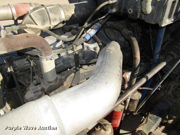 image for item DD2972 1995 Mack RD688S dump truck