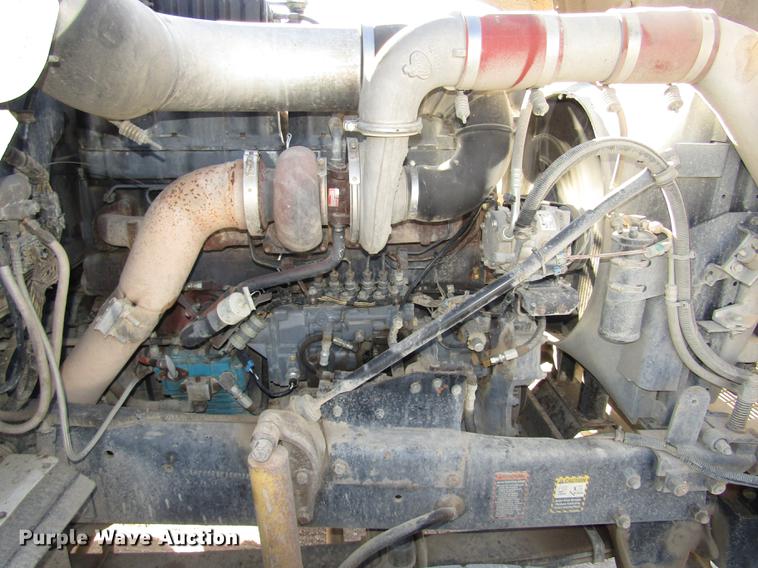 image for item DD2972 1995 Mack RD688S dump truck