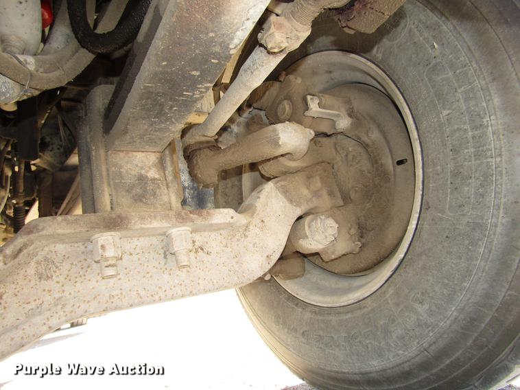 image for item DD2972 1995 Mack RD688S dump truck