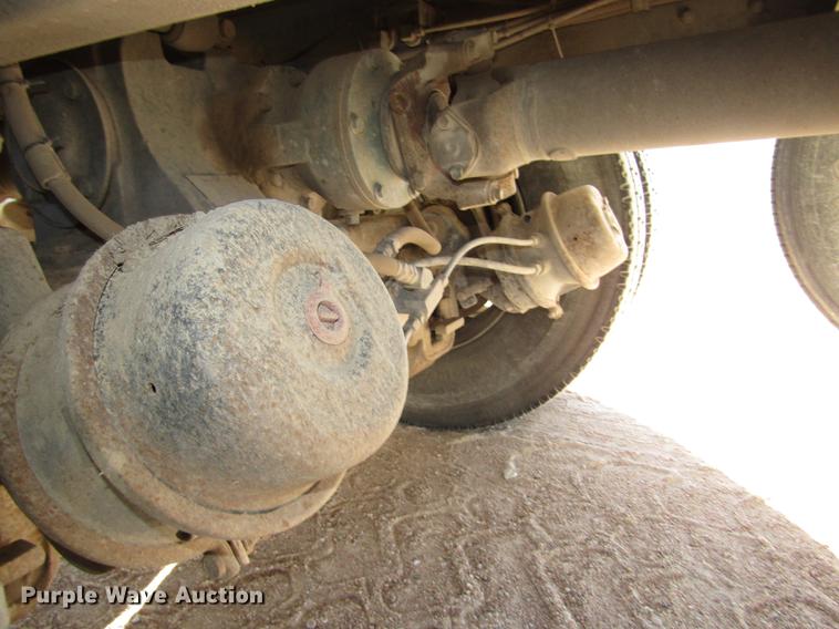 image for item DD2972 1995 Mack RD688S dump truck