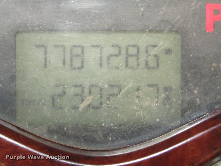 image for item DD2973 2005 Mack CHN613 dump truck