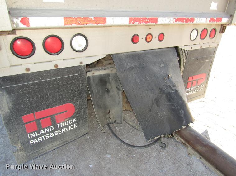 image for item DD2973 2005 Mack CHN613 dump truck