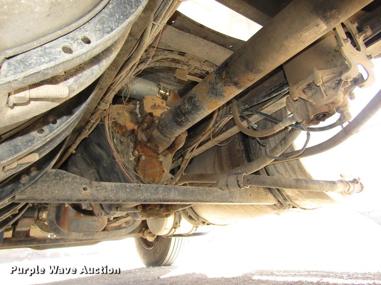 image for item DD2973 2005 Mack CHN613 dump truck