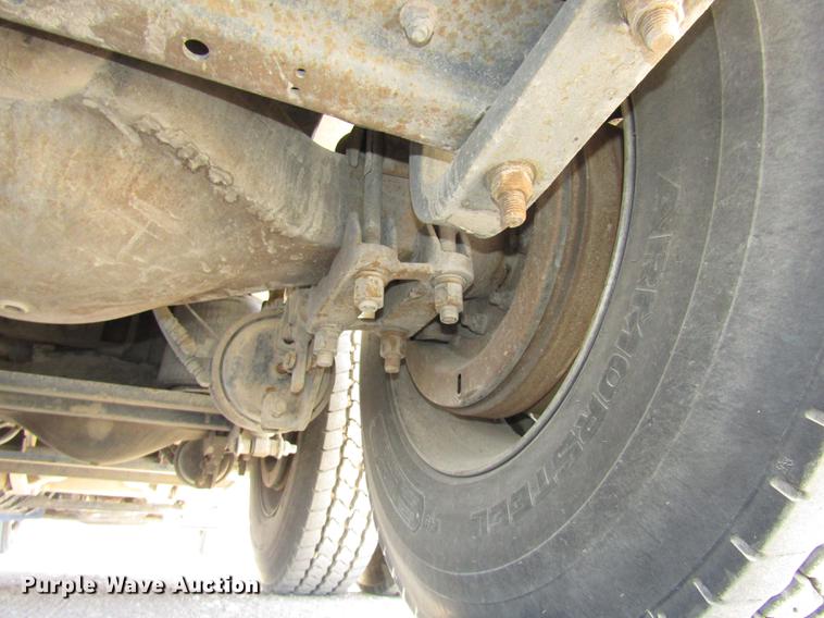 image for item DD2973 2005 Mack CHN613 dump truck