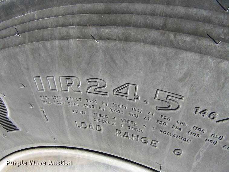 image for item DD2973 2005 Mack CHN613 dump truck