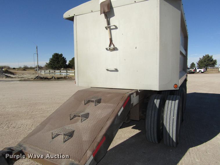 image for item DD2974 2004 Cornhusker 800R end dump pup trailer
