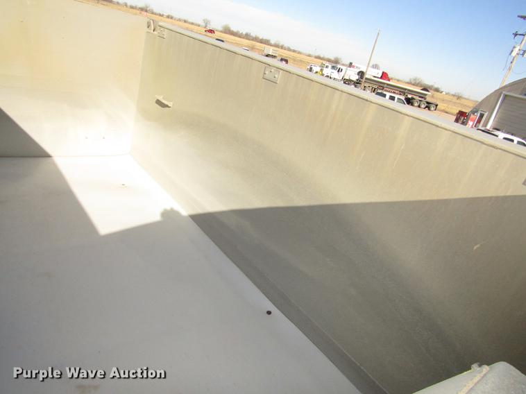 image for item DD2974 2004 Cornhusker 800R end dump pup trailer