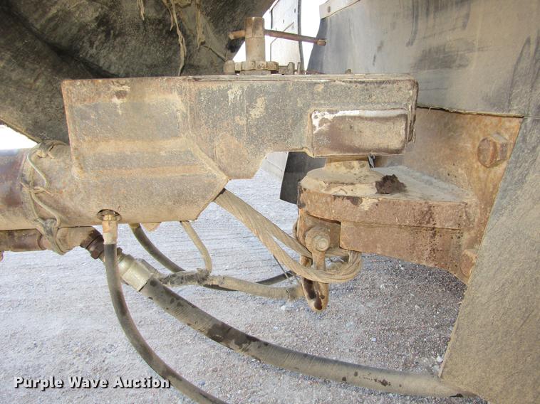 image for item DD2974 2004 Cornhusker 800R end dump pup trailer