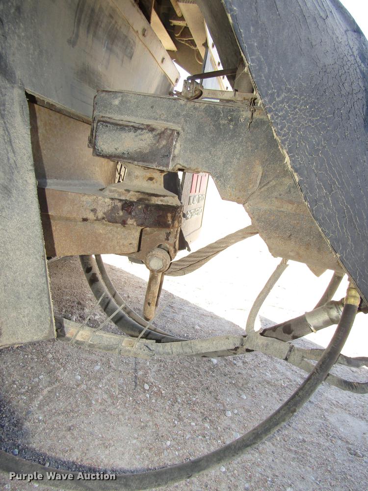 image for item DD2974 2004 Cornhusker 800R end dump pup trailer