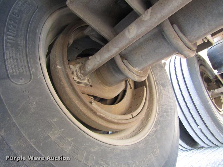 image for item DD2974 2004 Cornhusker 800R end dump pup trailer