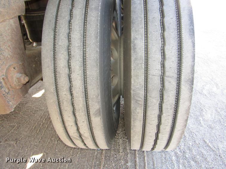 image for item DD2974 2004 Cornhusker 800R end dump pup trailer