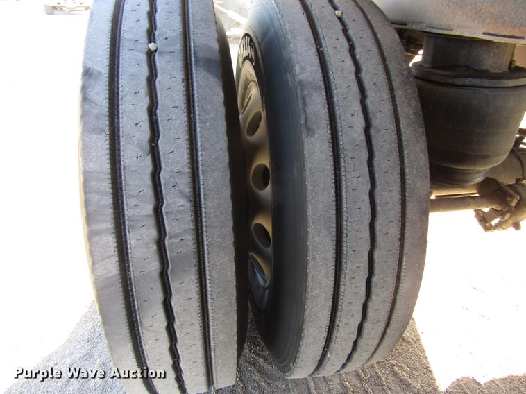 image for item DD2974 2004 Cornhusker 800R end dump pup trailer